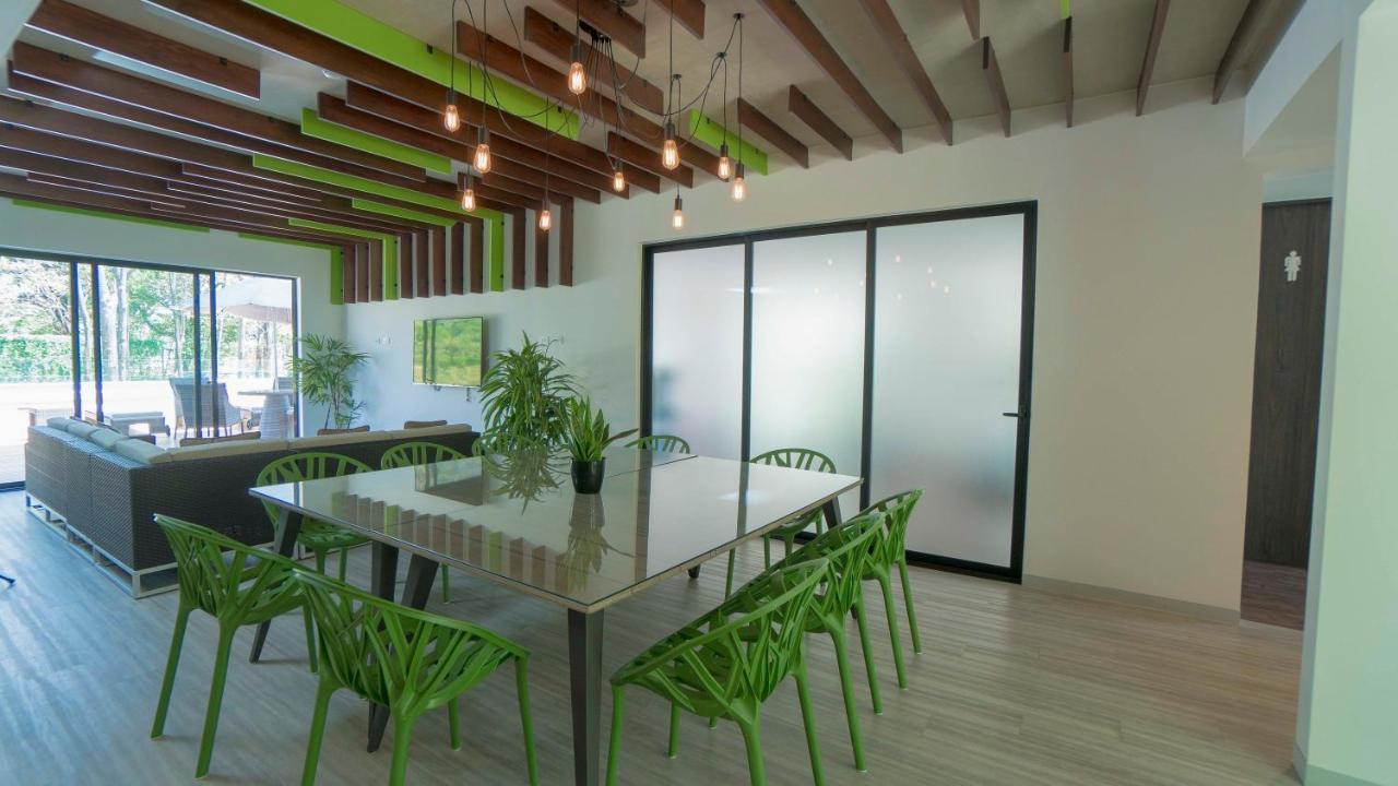 Bee Suites Santa Ana Santa Ana  Exteriér fotografie